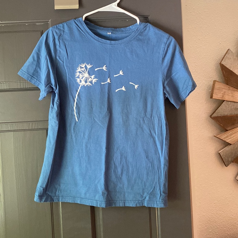 Basic blue dandelion shirt